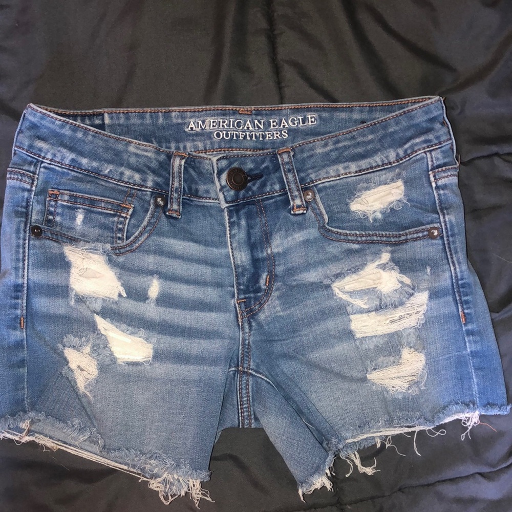 AMERICAN EAGLE SUPER LOW SHORTIE